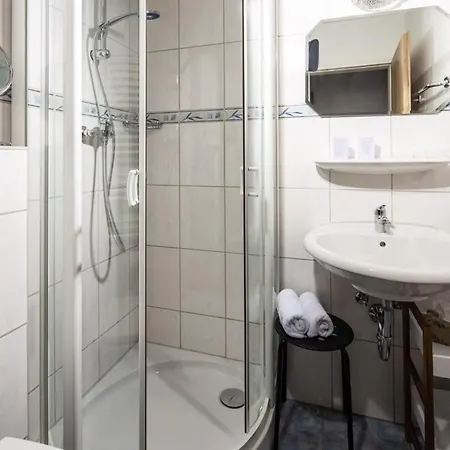 Sportpension Faerbinger Konukevi